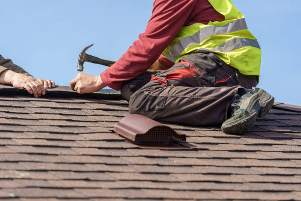 Best Flat Roof Repair Services  in Ellsworth, WI